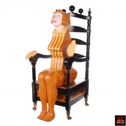 Cleo Sculpture by artist and sculptor Floyd Shaman
