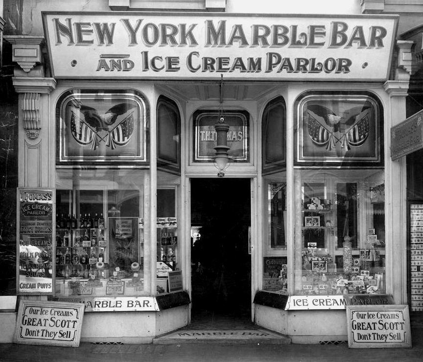 New York Ice Cream Parlor
